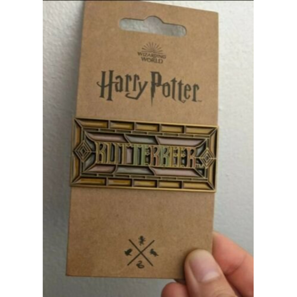 Butterbeer Logo Pin from Wizarding World of Harry Potter New York City Exclusive